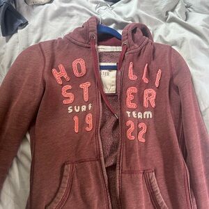 Women’s Hollister Sweatshirt